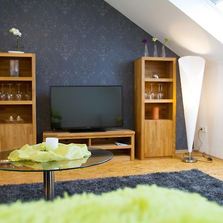 Ferienhaus Borneich Schwalbach エクステリア 写真
