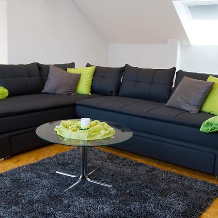 Ferienhaus Borneich Schwalbach エクステリア 写真